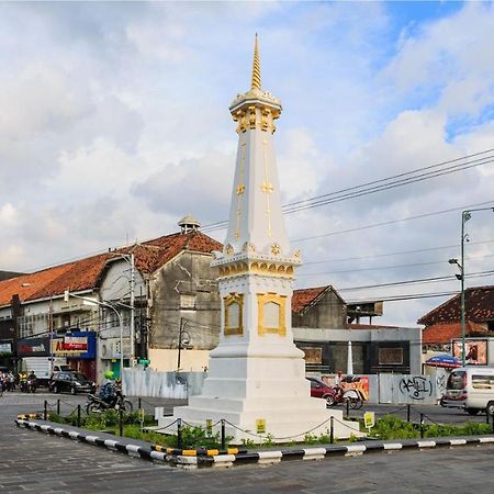 โกโล โกโล Hostel Kejayan ภายนอก รูปภาพ