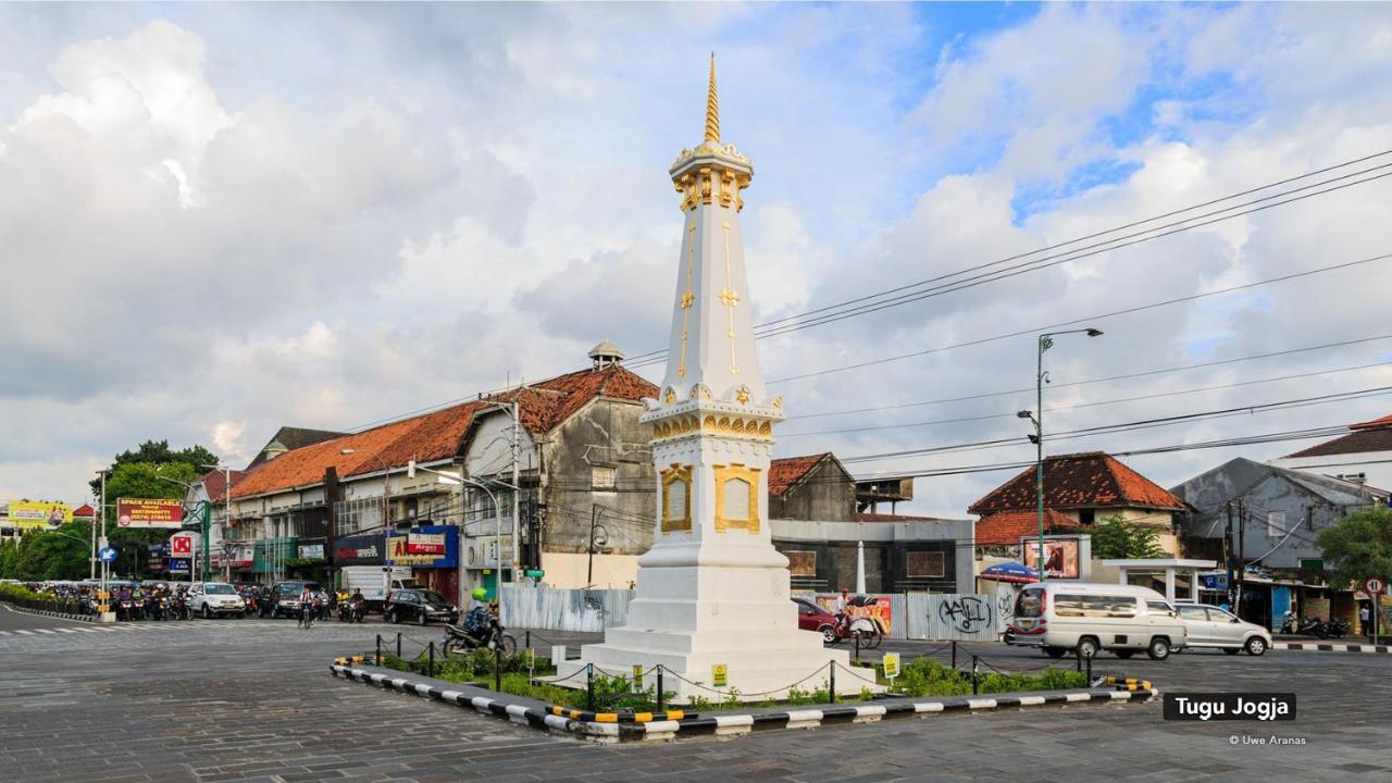 โกโล โกโล Hostel Kejayan ภายนอก รูปภาพ