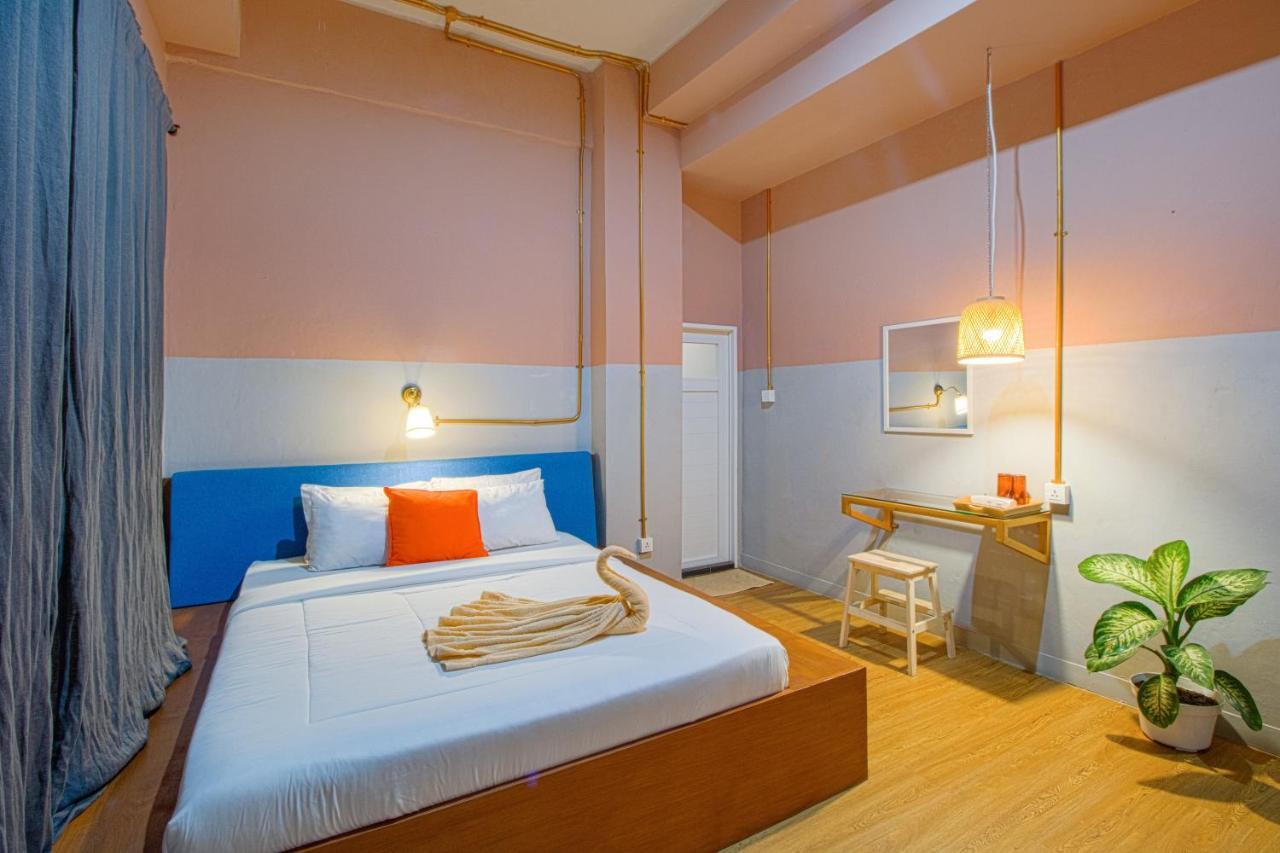 โกโล โกโล Hostel Kejayan ภายนอก รูปภาพ